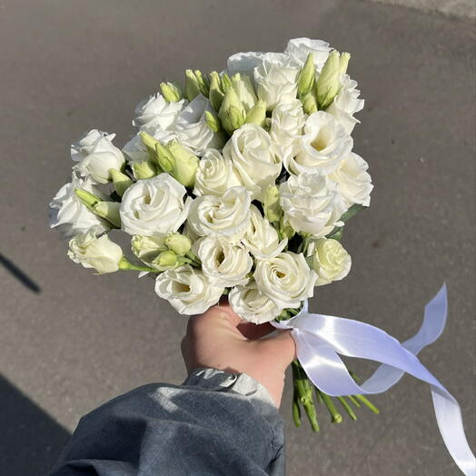 Букет невесты эустома