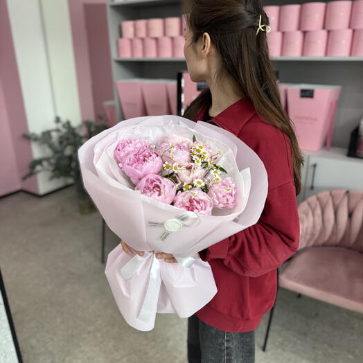 Нежные пионы  🌸