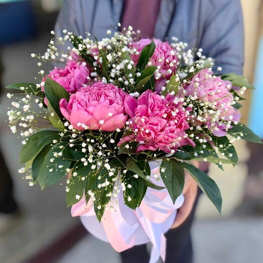 Пионы с гипсофилой