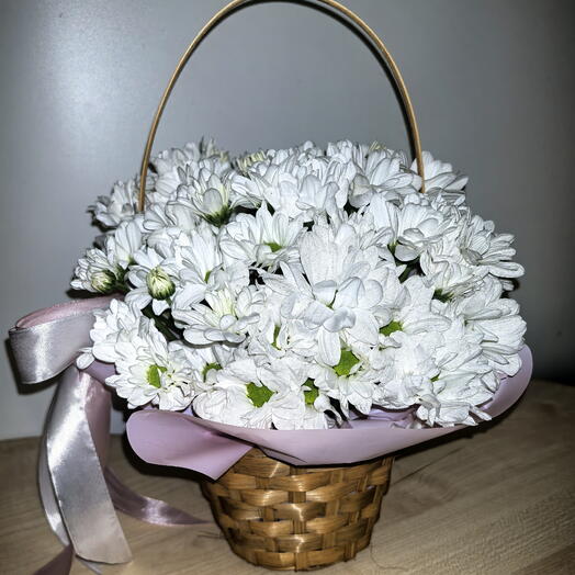 Корзинка из хризантем