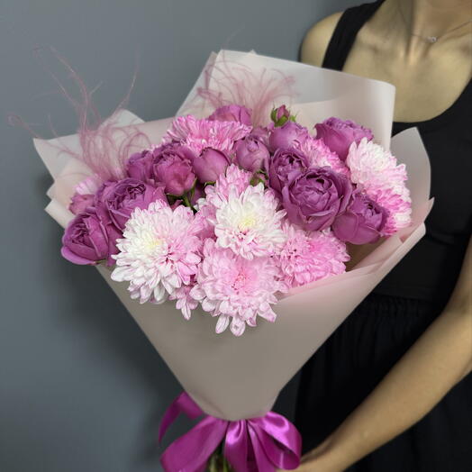 Букет из кустовых роз с хризантемой💕🌸