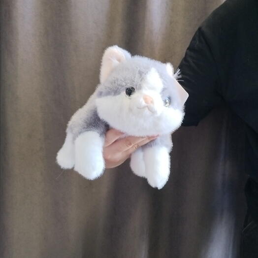 Игрушка котёнок
