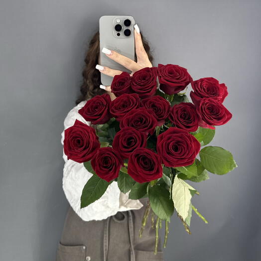 Монобукет🌹 Ред Наоми 15 шт