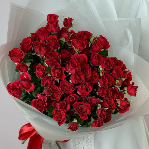 Красные Кустовые Розы 15 шт