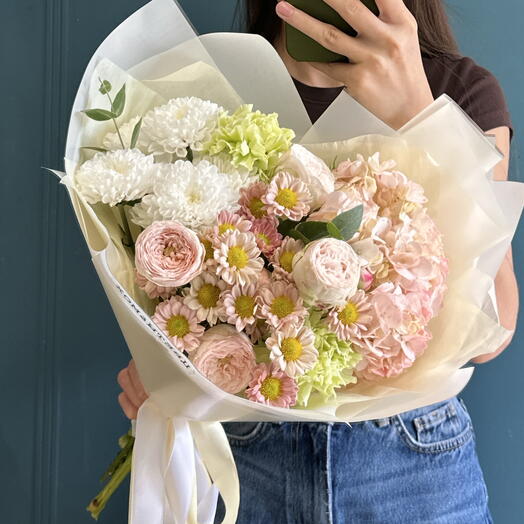 Сборный нежный букет 💐