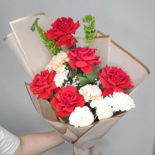 Букет 💐 с красной розой Нина