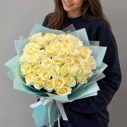 Bouquet of white Roses "Tiffany"